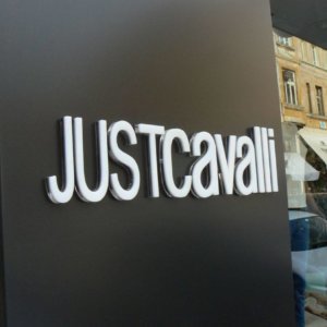 Релефни букви от плексиглас за Mito, Пловдив Релефни букви от плексиглас за Mito, Пловдив