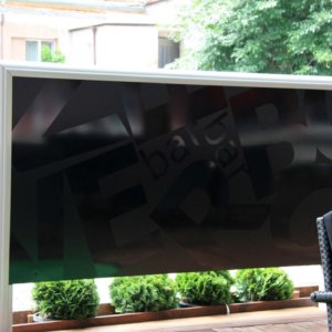 Attractive advertising totems - Media Design