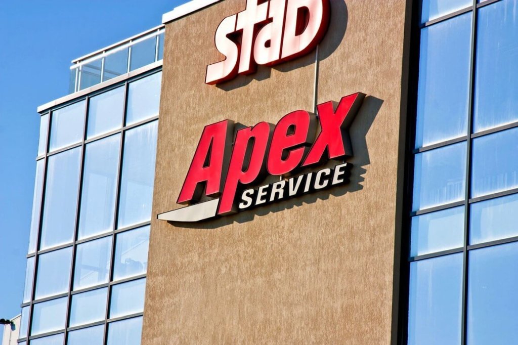 Illuminated aluminium channel letters Apex Service