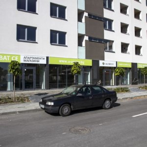 Брандиране на магазини на комплекс Южен