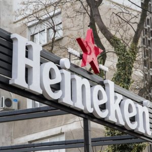 Плексигласови букви Heineken, светещи Плексигласови букви Heineken, Channel letters Heineken
