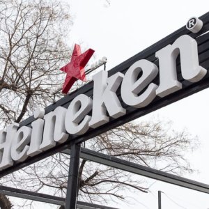 Светещи обемни букви Heineken Медия Дизайн Светещи обемни букви Heineken Медия Дизайн