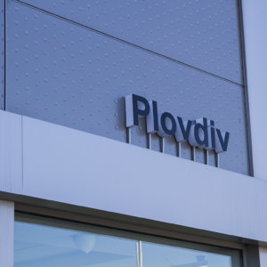 Рекламни букви за шоурума на Витоша Ауто в Пловдив