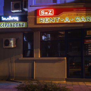 Attractive LED signs for S&Z Rent A Car Attractive LED signs for S&Z Rent A Car