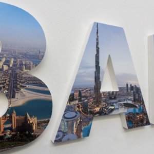 Несветещи релефни букви Dubai