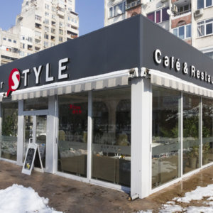 Плексигласови светещи букви за ресторант Style