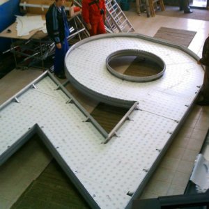 Много големи обемни букви от винил и алуминиеви профили, Zona for Home Много големи обемни букви от винил и алуминиеви профили, Zona for Home