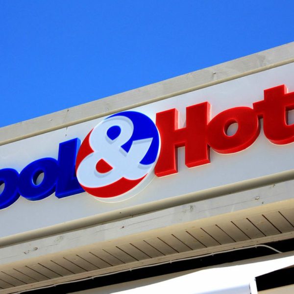 Acrylic channel letters and LED lighting