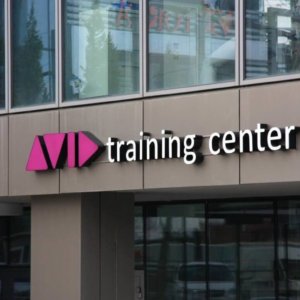 Светещи обемни букви за Training Center, София