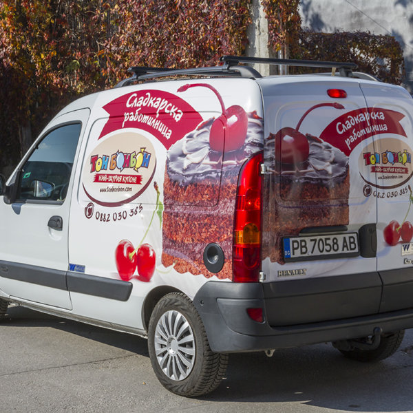 Ton Bonbon car wrap
