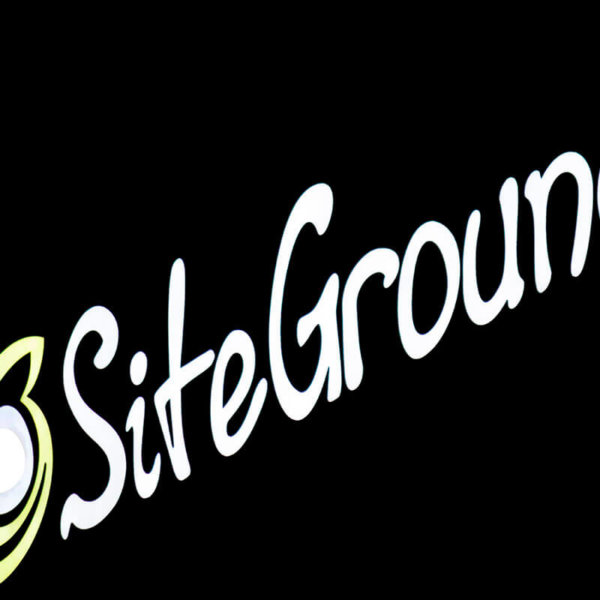 Светещи букви с led SiteGround, Пловдив Светещи букви с led SiteGround, Пловдив