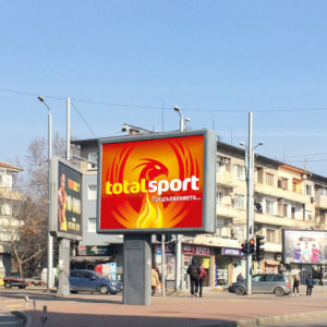 Ефектен дизайн на билборд - Total Sport