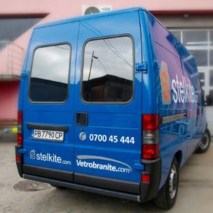 Облепяне на бус с надписи от фолио за Auto Pro, Пловдив Облепяне на бус с надписи от фолио за Auto Pro, Пловдив