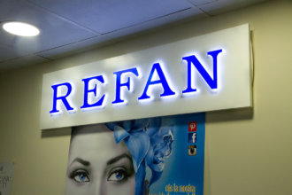 Refan sign Spain