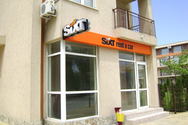 Office Sixt signage