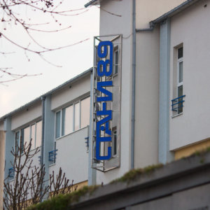 Stani 99 Channel letters daytime Stani 99 Channel letters daytime