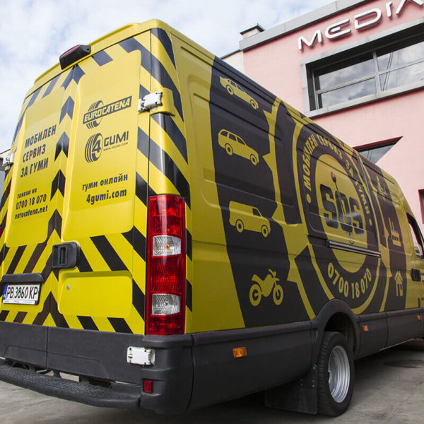 Brand new look for Eurocatena’s company truck Brand new look for Eurocatena's company truck