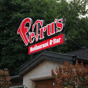 Restaurant&Bar Petrus София, светещи букви от плекасиглас