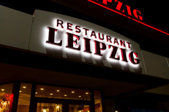 illuminated channel letters - hotel Leipzig