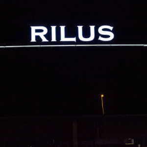 Светещи обемни букви от алуминий за Рилус Светещи обемни букви от алуминий за Рилус