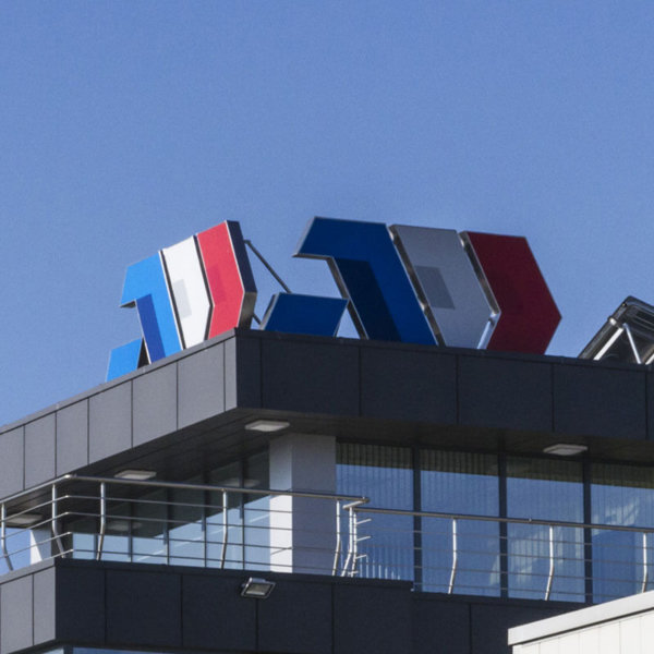 Обемни букви от алуминий и плексиглас АДД България