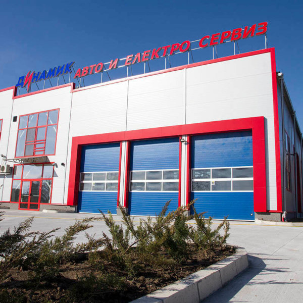Светеща LED реклама на автосервиз Динамик в Пловдив