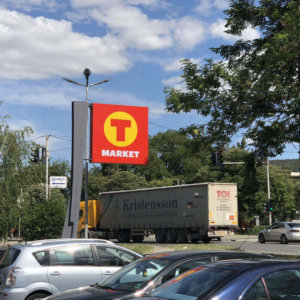 Светеща табела с LED осветление за T-market Карнобат Светеща табела с LED осветление за T-market Карнобат