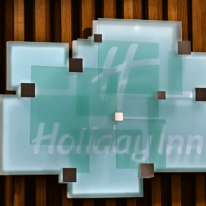 Рекламна агенция Медия Дизайн изпълни брандинга на хотел Holiday Inn, град Пловдив Рекламна агенция Медия Дизайн изпълни брандинга на хотел Holiday Inn, град Пловдив