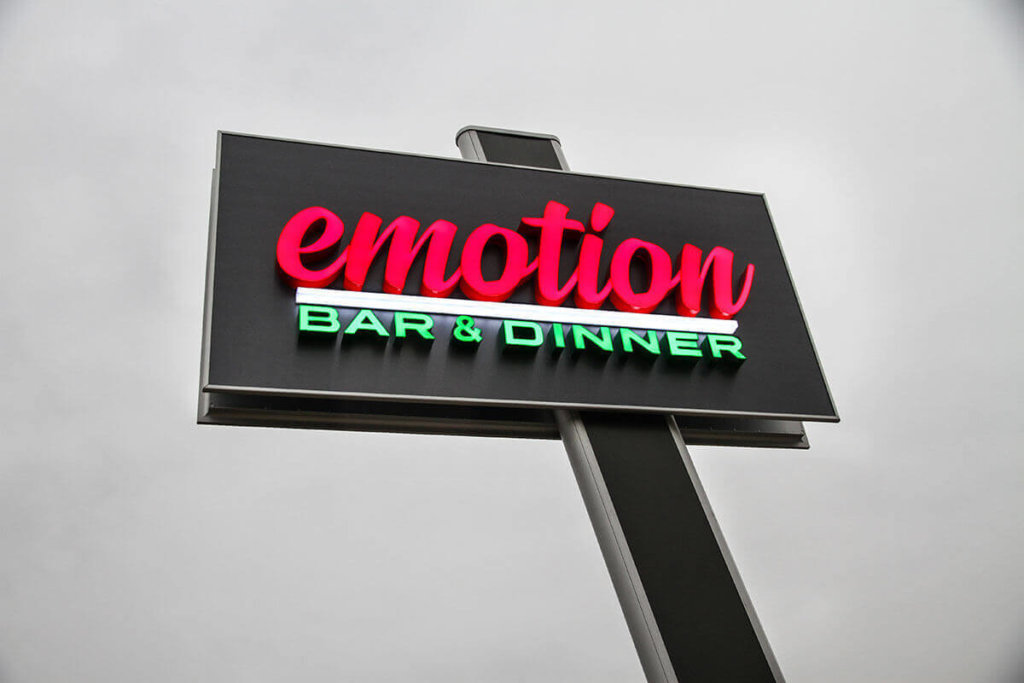 Emotion Bar & Dinner totem from etalbond, with letters from acrylic