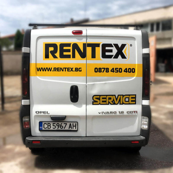 Opel Vivaro с рекламни надписи от фолио Opel Vivaro с рекламни надписи от фолио