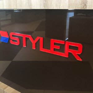 Релефни букви за бюро с логото на Styler Релефни букви за бюро с логото на Styler
