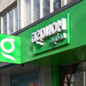 Обемни букви от плексиглас в Плевен