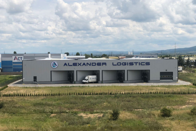 Светещи букви за Александър Логистикс