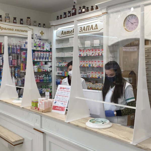 Перградни стени за COVID-19 Предпазни прегради от плексиглас