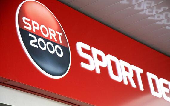 Sport Depot еталбондова табела с вградени букви