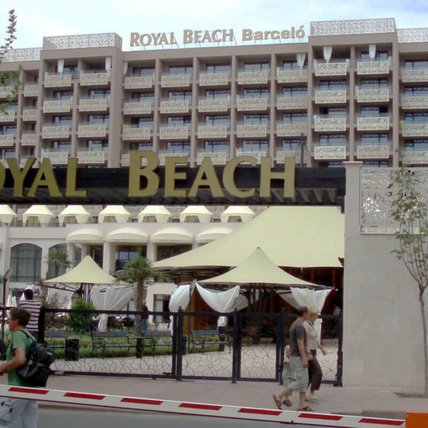 Golden advertising letters for hotel/complex Gold letters Royal Beach and Royal Beach Barcelo from Media Design