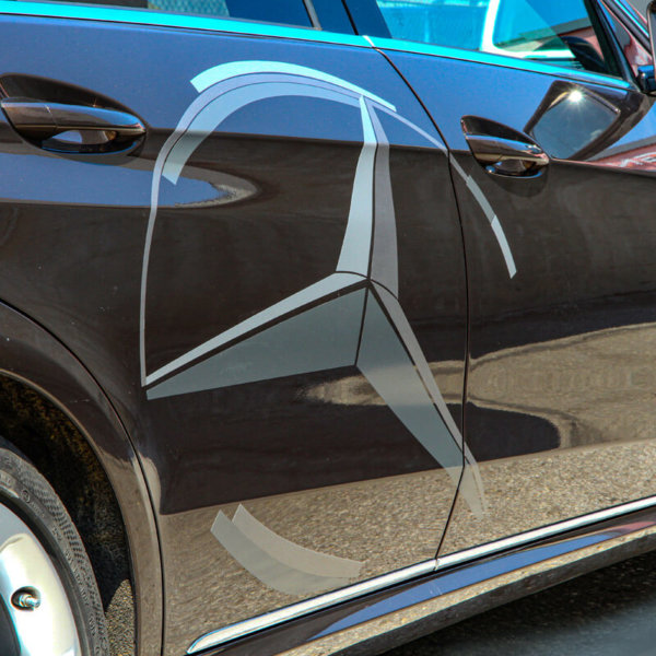 Частично облепяне на Mercedes-Benz