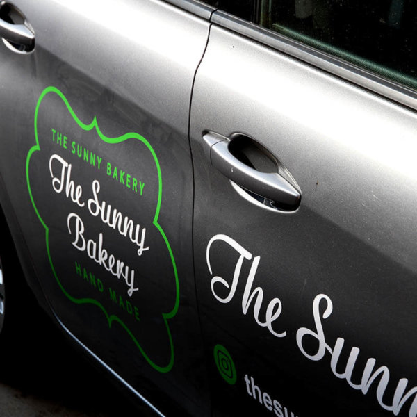 Брандиране (облепяне с рекламни графики) за The Sunny Bakery