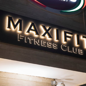 Осветени назад букви от инокс - MAXIFIT Fitness club