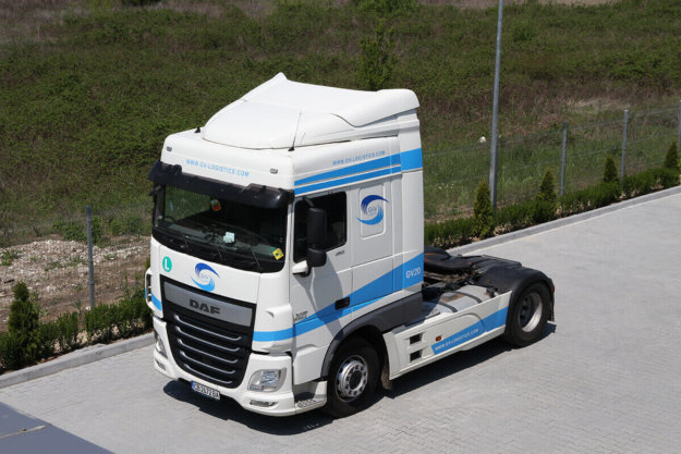 Branding fleet - G&V Logistics