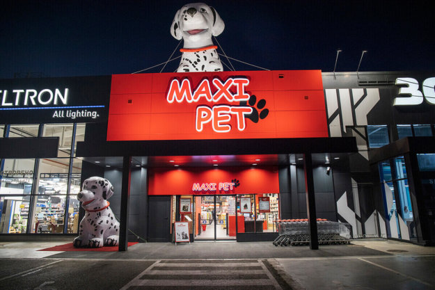 Acrylic channel letters - MAXI PET, Varna