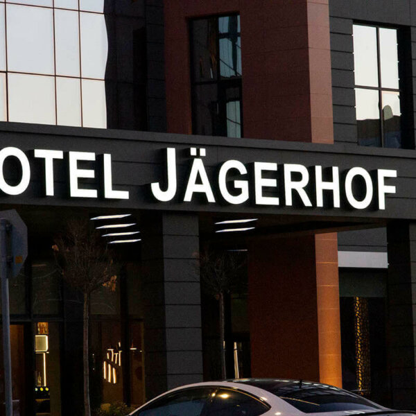Светещи обемни букви за хотел Jagerhof – нощни Светещи обемни букви за хотел Jagerhof - нощни