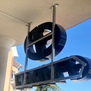 Метална конструкция за обемни букви от плексиглас - Еридан-М