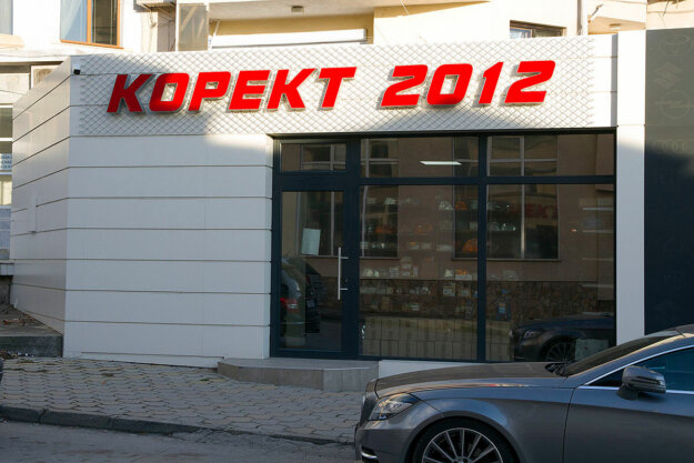 Channel letters made with Alurapid system - Korect 2012