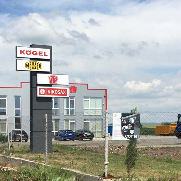 Advertising totem with illuminated signs – Unitrailer, Burgas Advertising totem - Unitrailer