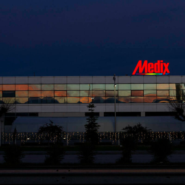 Illuminated channel letters – Medix Illuminated channel letters and logo - Medix