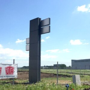 Unitrailer – illuminated totem Advertising totem - Unitrailer