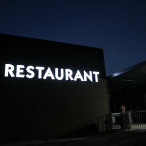 Illuminated channel letters with Aluminum pages for Aquapark Persenk, Devin Channel letters with Aluminum pages and a Plexiglass face - Thermal Aquapark Persenk