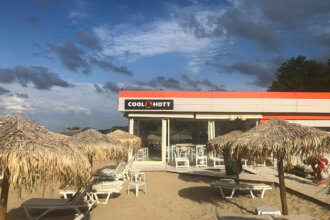 Светеща табела от еталбонд - Cool and Hott, Свети Влас