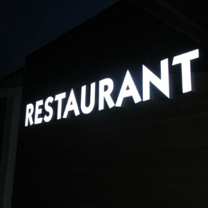 Illuminated channel letters from Alurapid – Restaurant, Aquapark Persenk, Devin Channel letters with Aluminum pages and a Plexiglass face - Thermal Aquapark Persenk